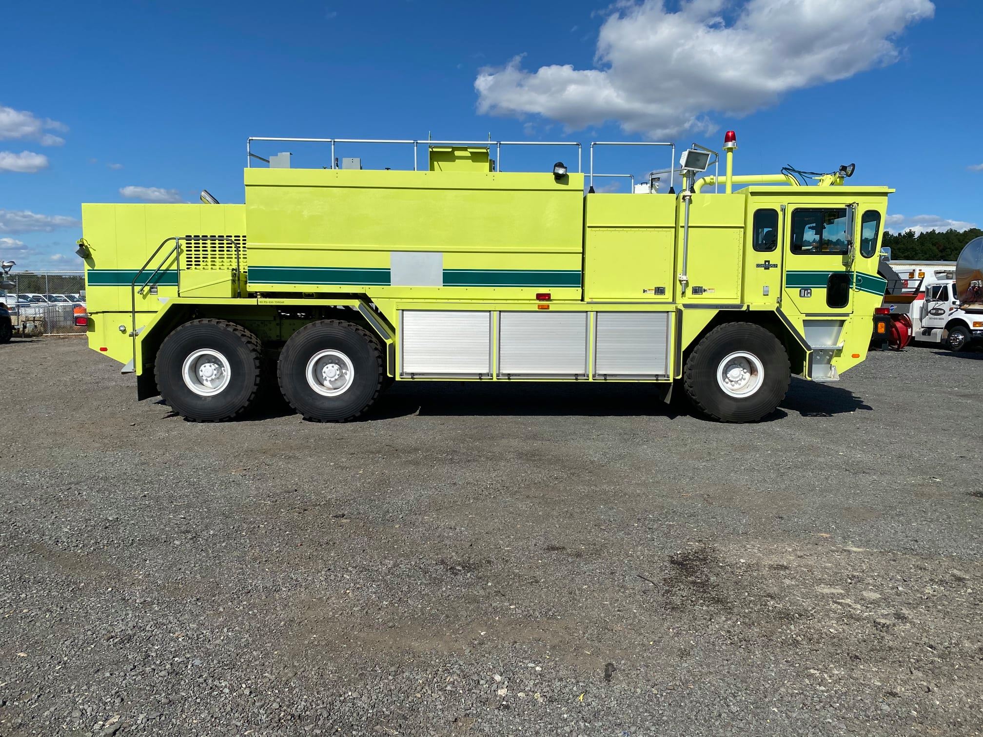 1998 Oshkosh T-3000 ARFF - Top Dog Equipment, LLC.